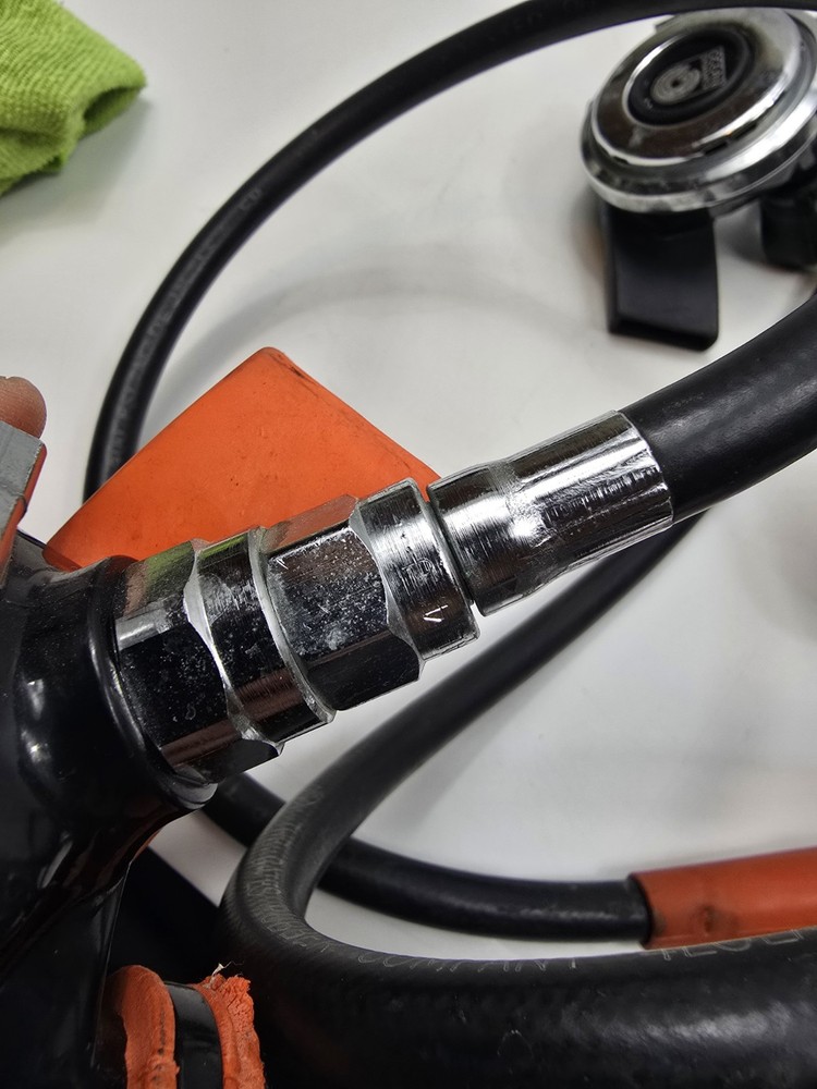 Ocean Dynamics Scuba Diving Regulator Set With Accessories Read