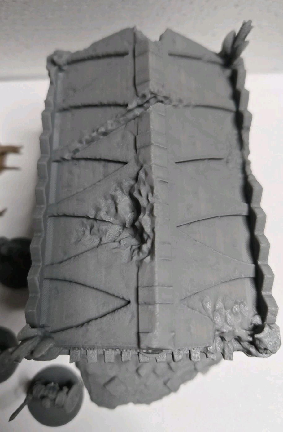 Tabletop Terrain Mausoleum Graveyard W/ 28mm Skeleton Guards And Dead Tree