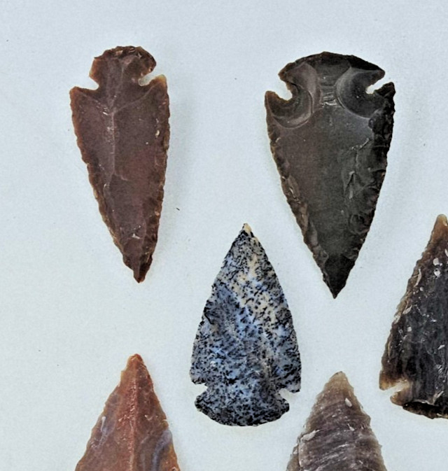 8 Piece Collection 2" Spearheads - Arrowheads - Hand Knapped Agate/Jasper