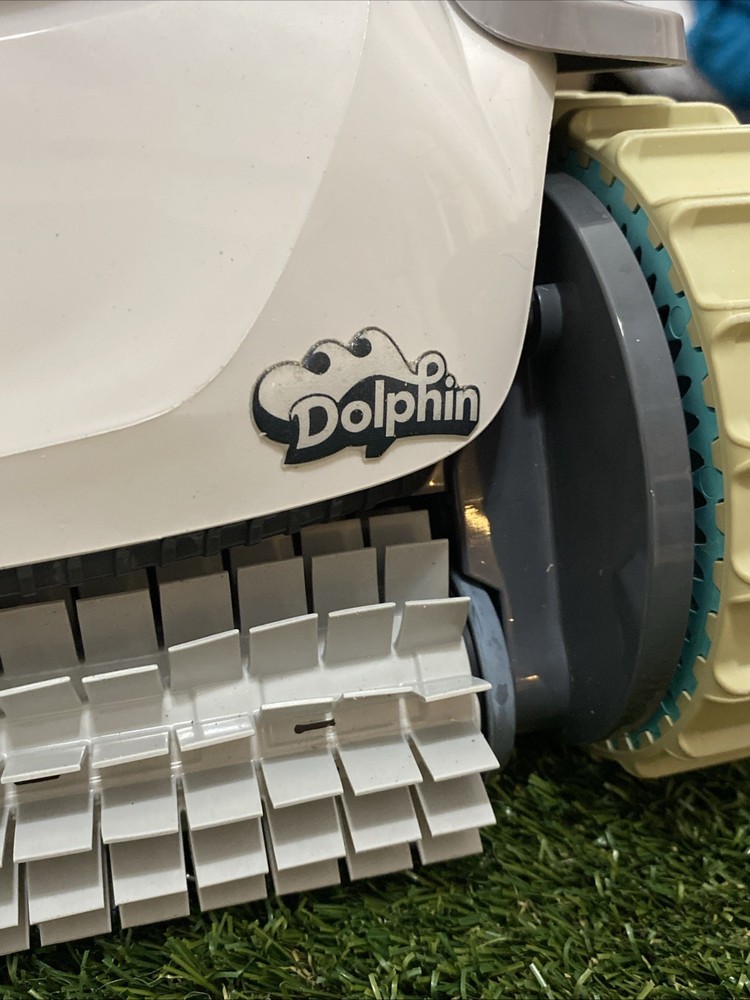 Maytronics Dolphin Active Solo Pool Robot