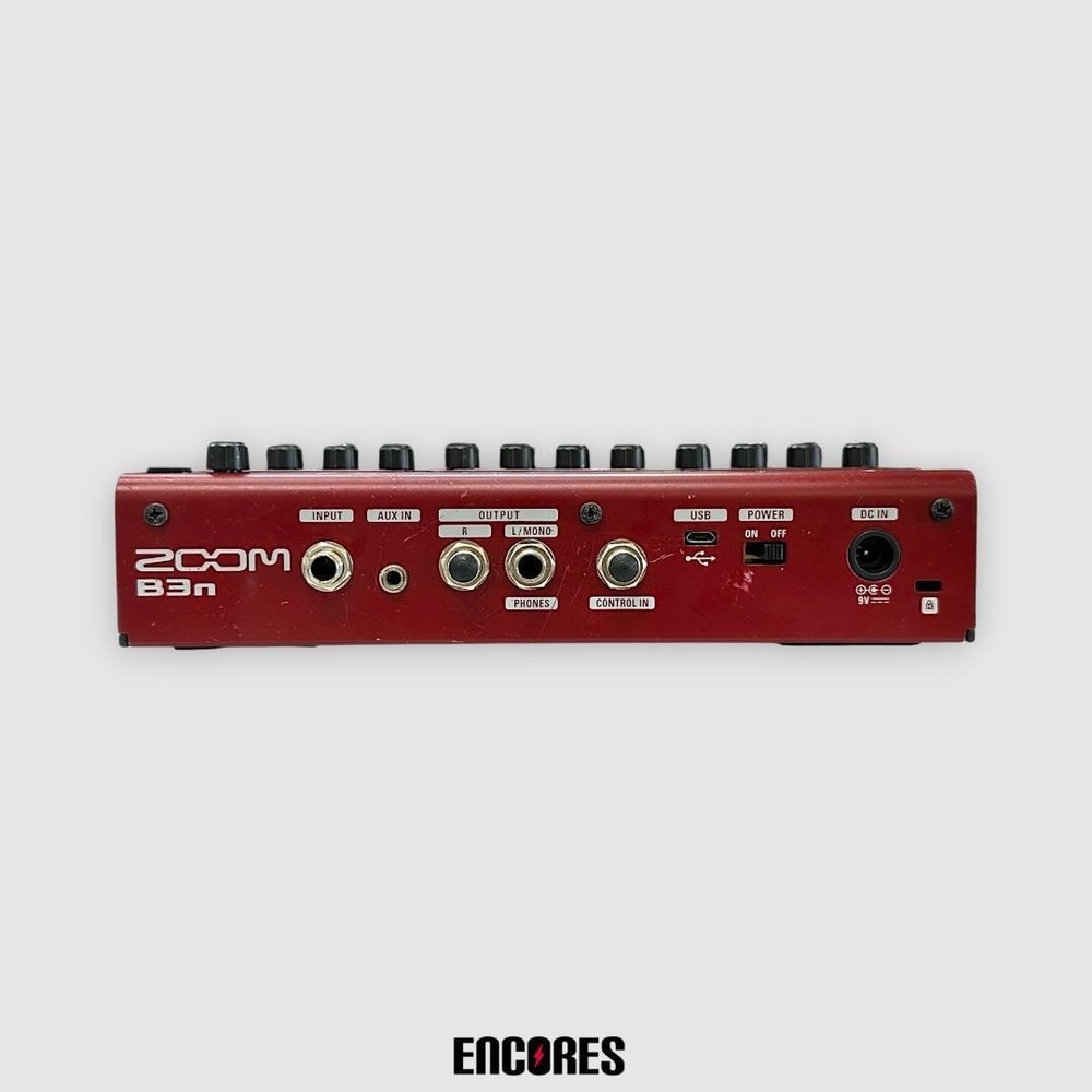 ZOOM B3n bass multi-effector