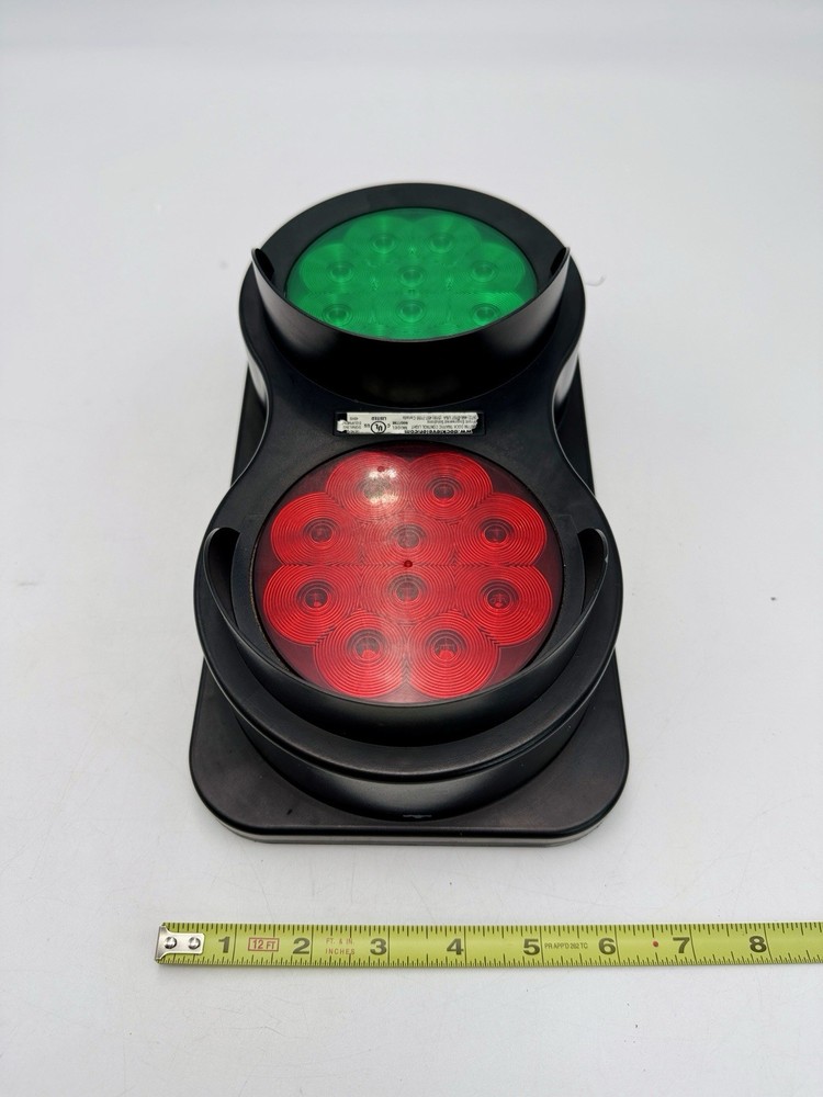 Traffic Control Visual Signaling Light Red & Green Truck Loading Dock Light