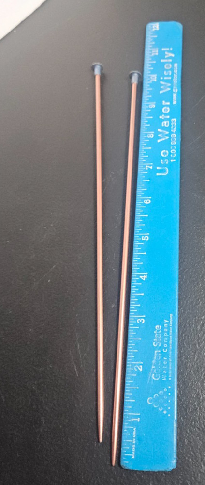 KNITTING NEEDLE SET. HERO #4, U.S.A.