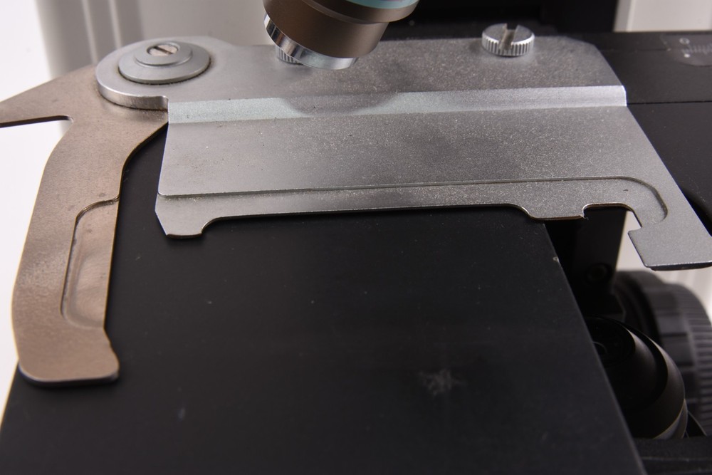 Nikon Eclipse E400 Microscope w/Plan 4x, 10x, & 40x Objectives, & More #T-65683