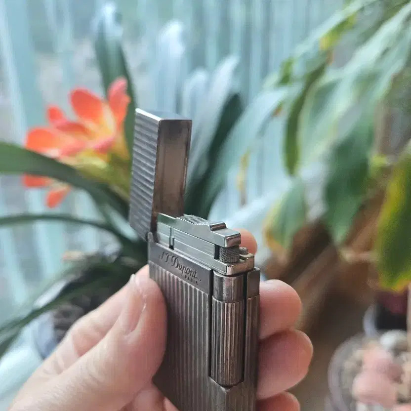 Dupont lighter
