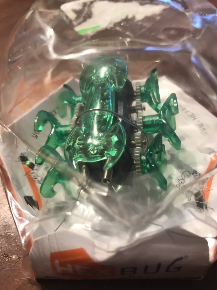 Hex Bug ANT (Green) Micro Robotic Creatures Battery Powered Robot New