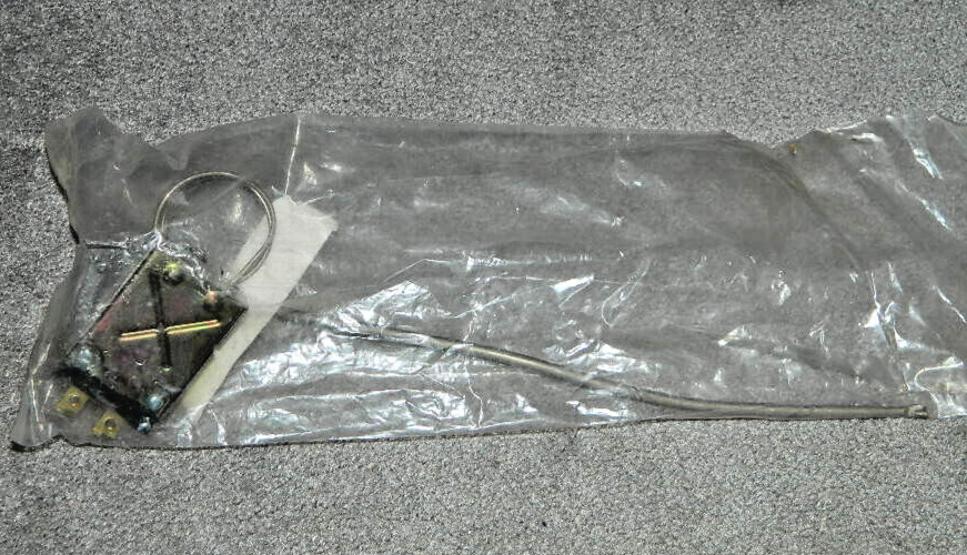 Never Used Robertshaw Model 349950 Thermostat