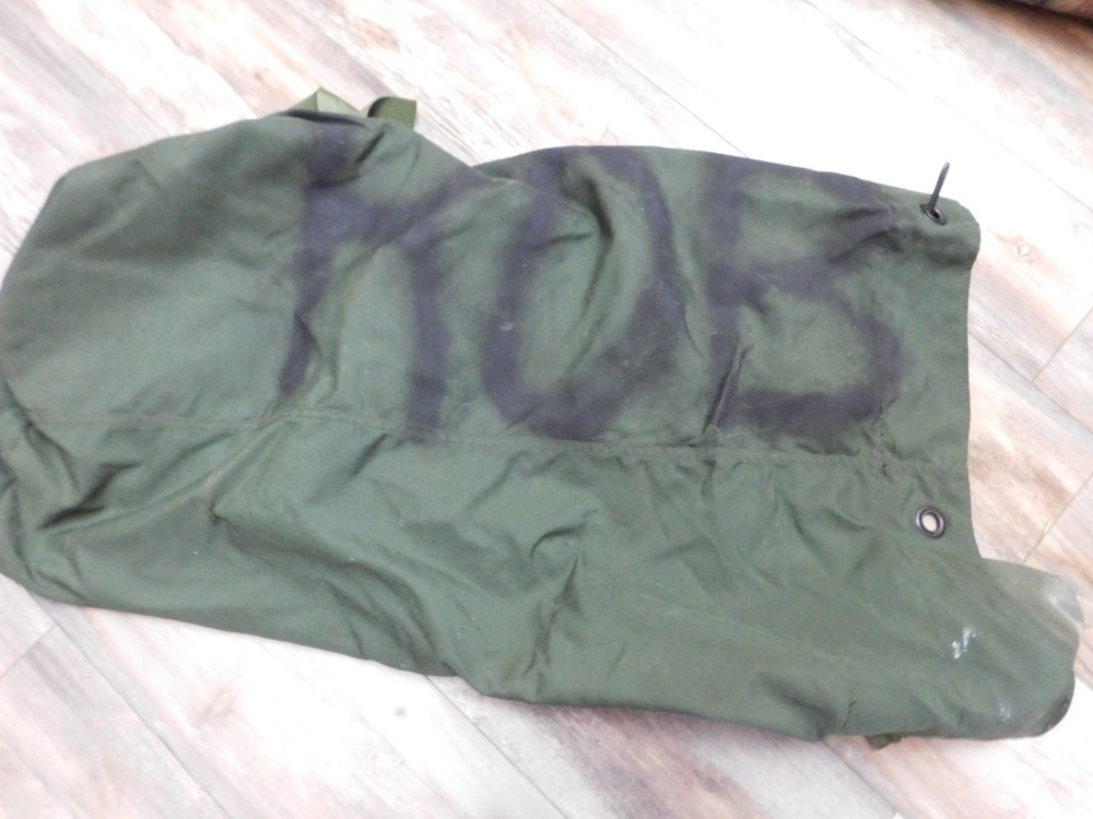 US ARMY NYLON HEAVY DUTY DUFFEL BAG