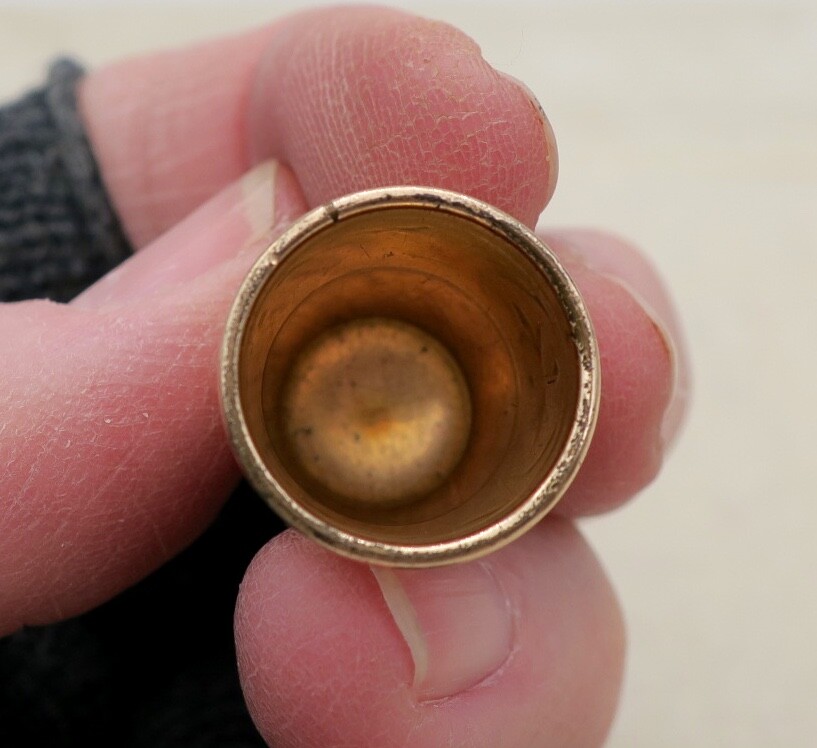14K Gold ~ FLO'S THIMBLE ~ Size 7