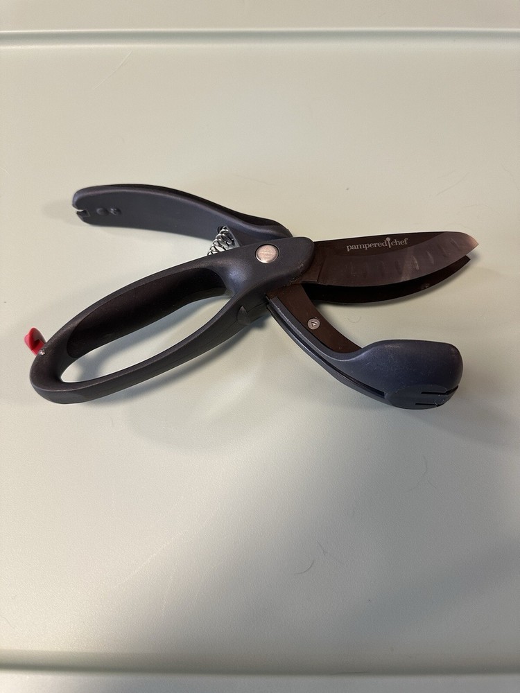 Pampered Chef Double Bladed Spring Loaded Salad & Herb Chopper Shears Scissors