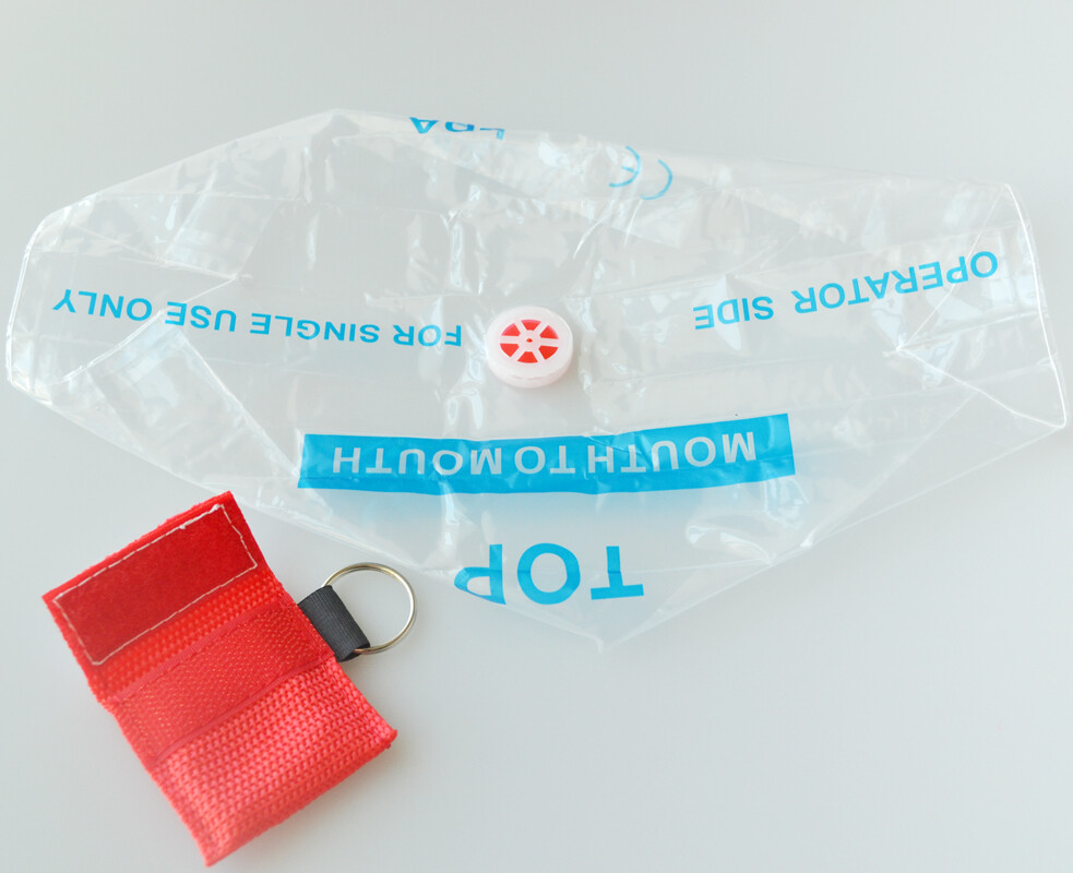Wholesale 2000pcs CPR Face Shield One-way Valve CPR Custom LOGO cpr Face Shields