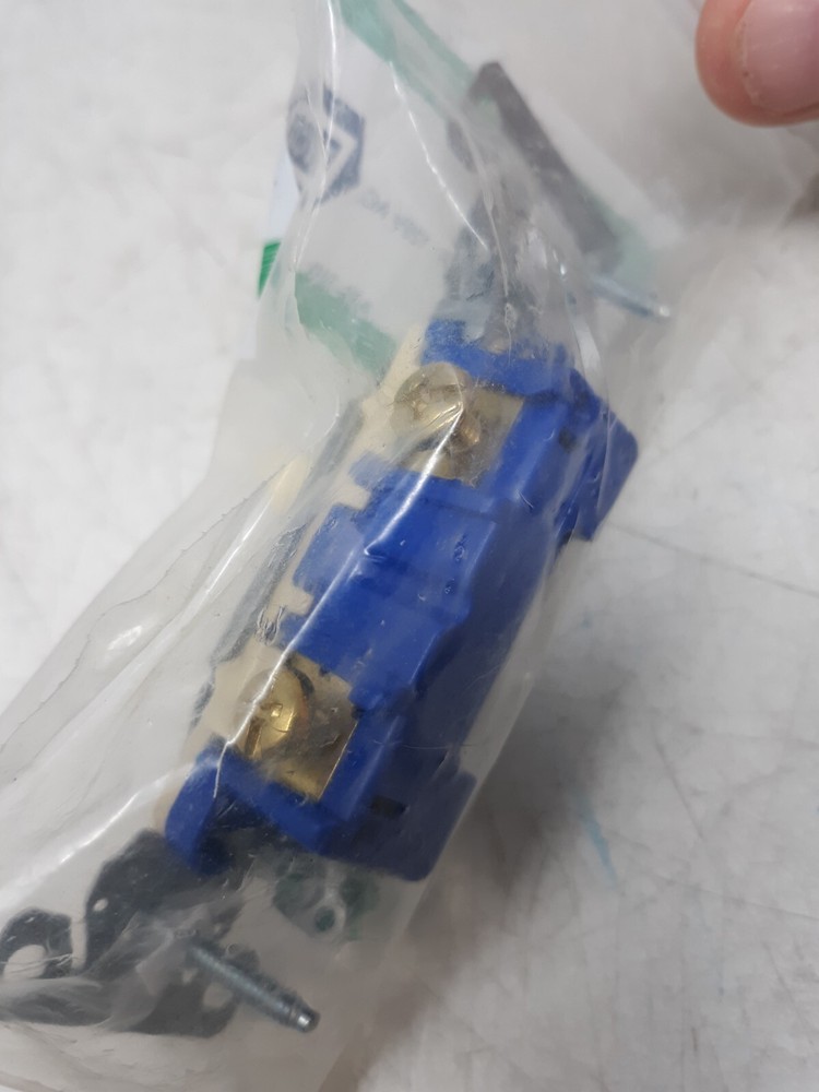 Diversitech ED1301-I Toggle Switch 15 Amp 120V