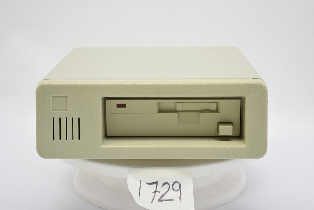 CMS SD80 Tape Backup 25 D-Sub Connector TEAC MT-2ST - Powers On