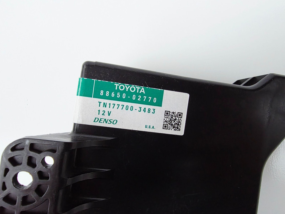 2011 2012 2013 Toyota Corolla Matrix AC Amplifier Control Module 88650-02770