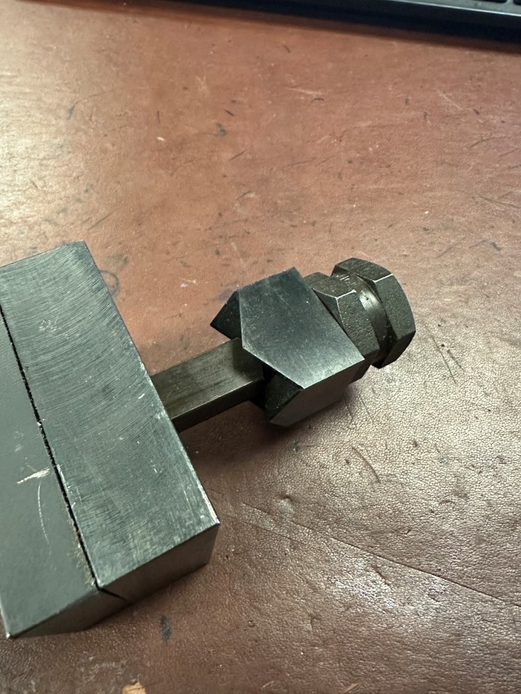 GREENLEE 50722425 1.120" X .880" SQUARE KNOCKOUT PUNCH