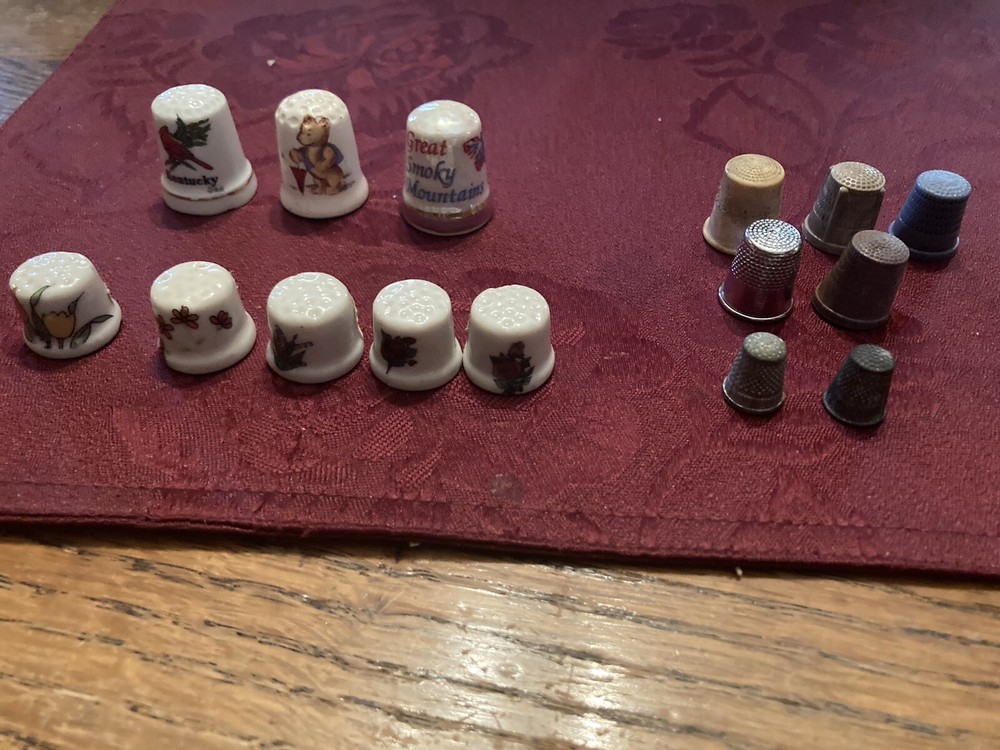 Lot of 15 Thimbles!!