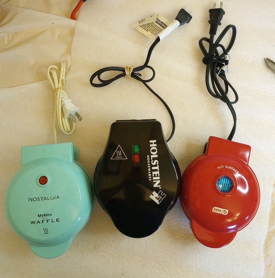 Mini Waffle Maker 3 Mini Waffle Makers Dash Holstein Nostalgia Brands
