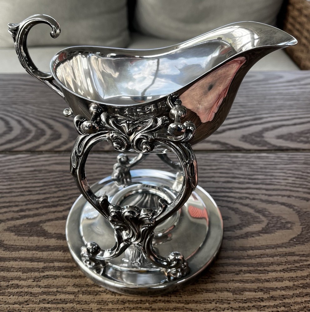 Vintage Beautiful Silver Plated Gravy Boat With Warming Stand Elegant