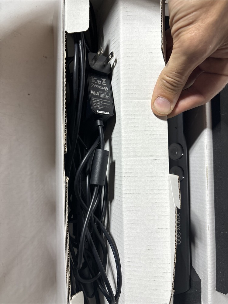 Xbox 360 Kinect Sensor Bar With Original Box NO Games
