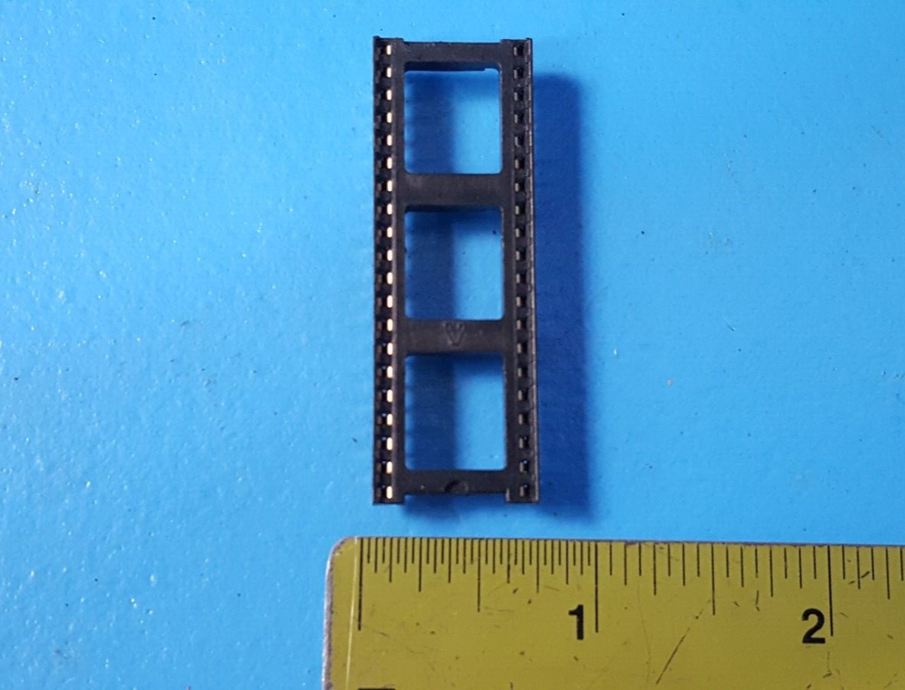 IC SOCKET, 40 PIN DIP SOCKET,M83734/10-013, AUGAT, 2 ROWS, GOLD PIN,