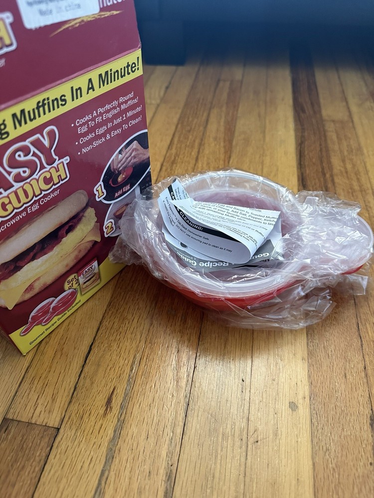 Easy EggWhich! As Seen On tV ( NIB )