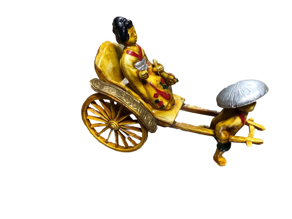(1) Miniature Oriental Rickshaw Driver & Customer DPT56 & Lemax Compatible