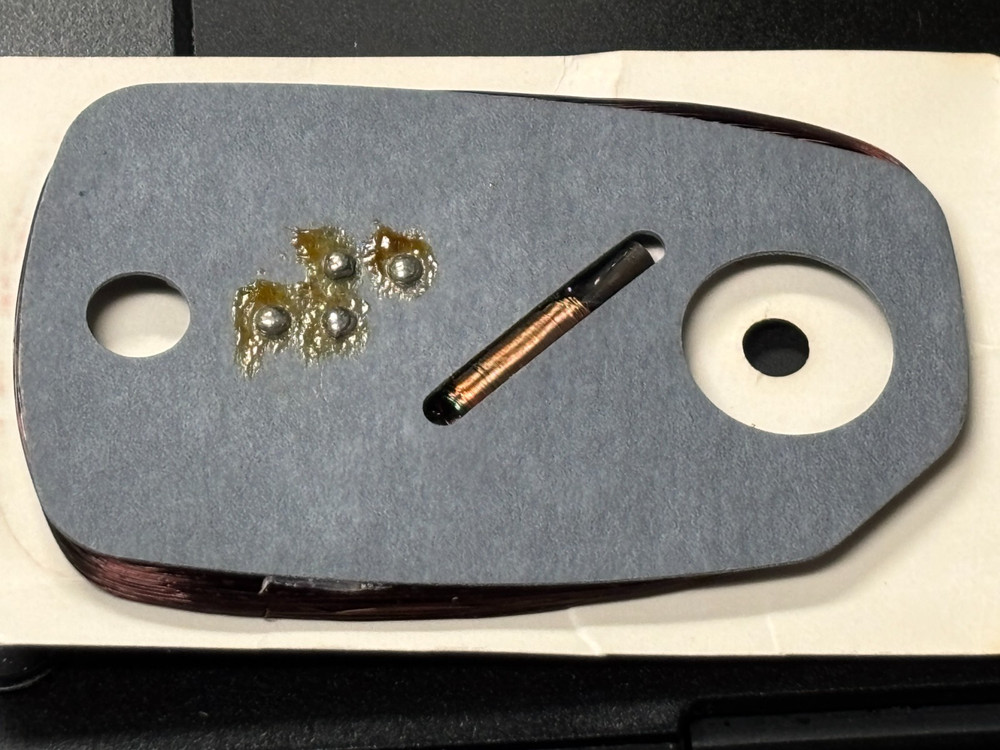 100 RFID TAGS with Security Pins