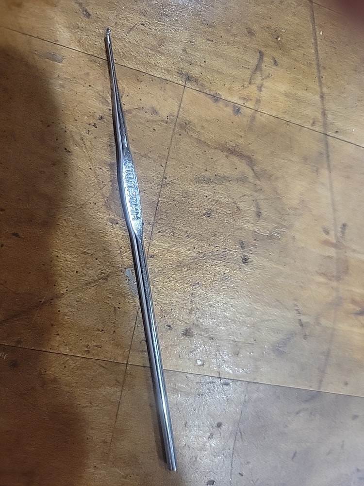 Boye Crochet Hook 10/1.30mm