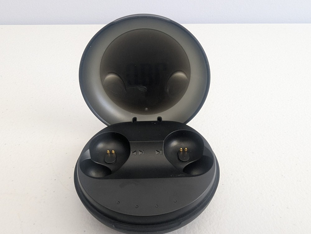 JBL Free Charging Case ONLY Wireless Earphones Black Bluetooth Replacement