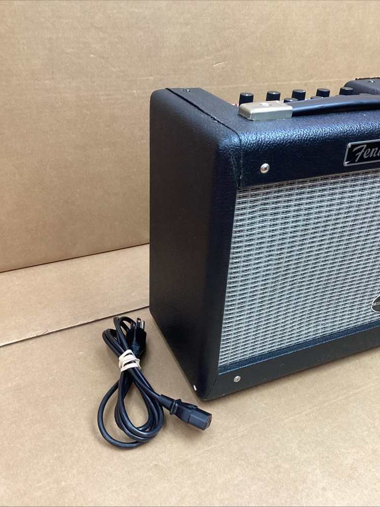 Fender G-Dec Junior Electric Guitar Amp Amplifier Type pr 718