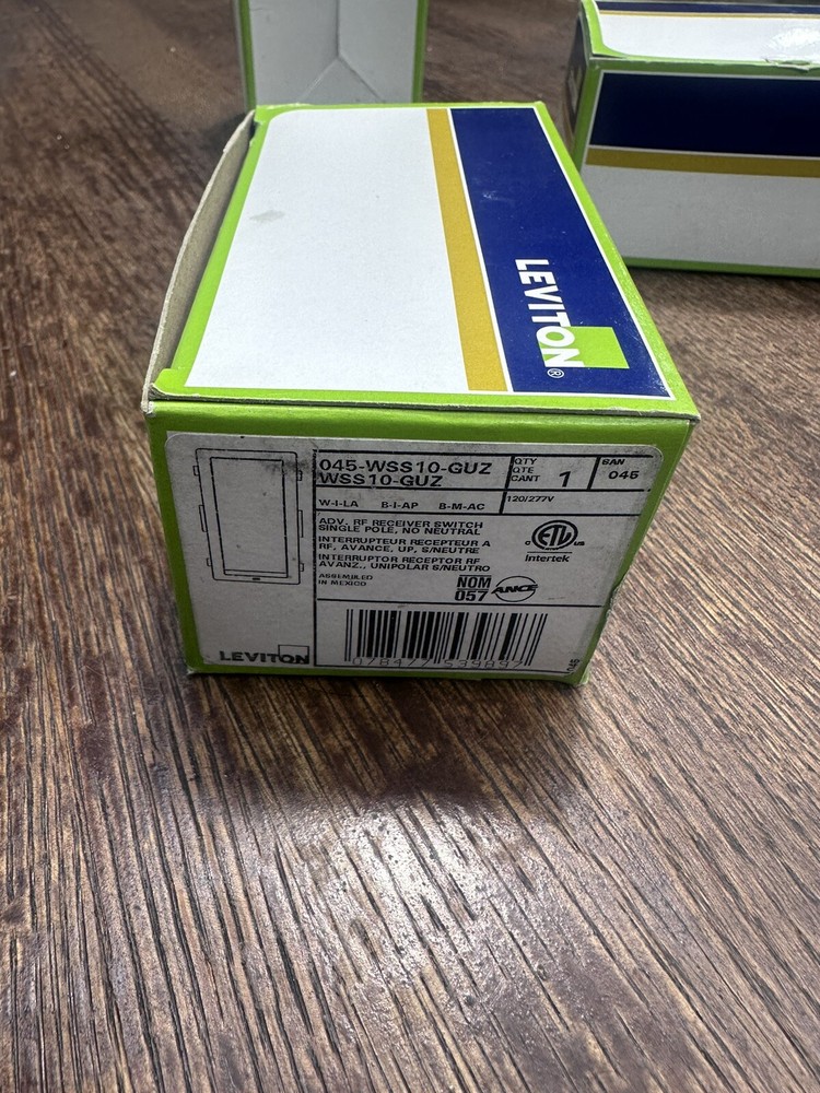 Leviton LevNet RF Wireless Push On/Off Wire-In Receiver Switch WSS10-GUZ