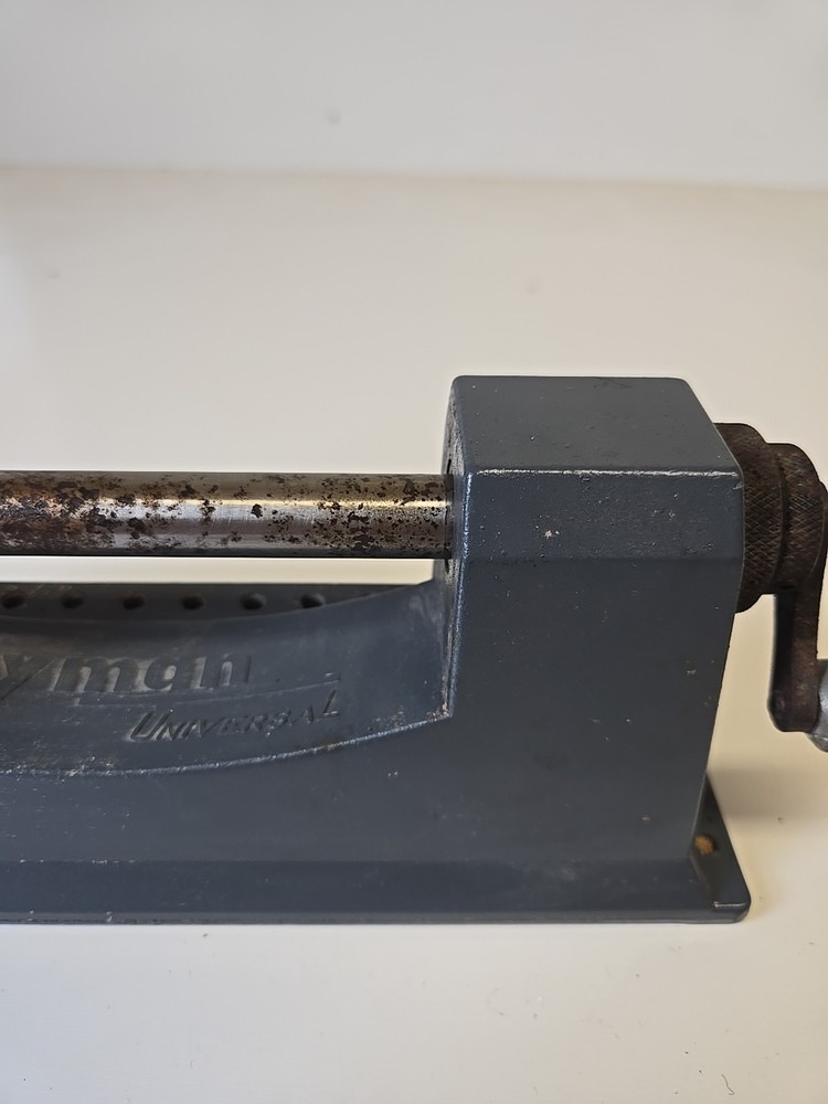 lyman universal case trimmer (Functional Poor Condition)