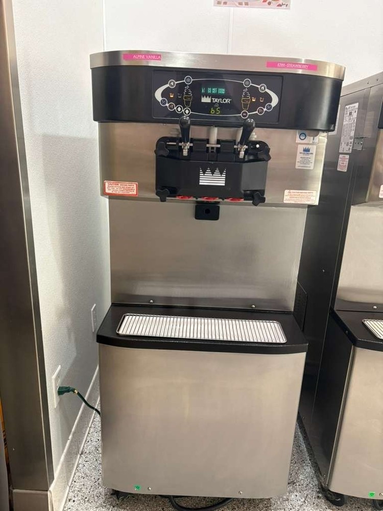 taylor frozen yogurt machine