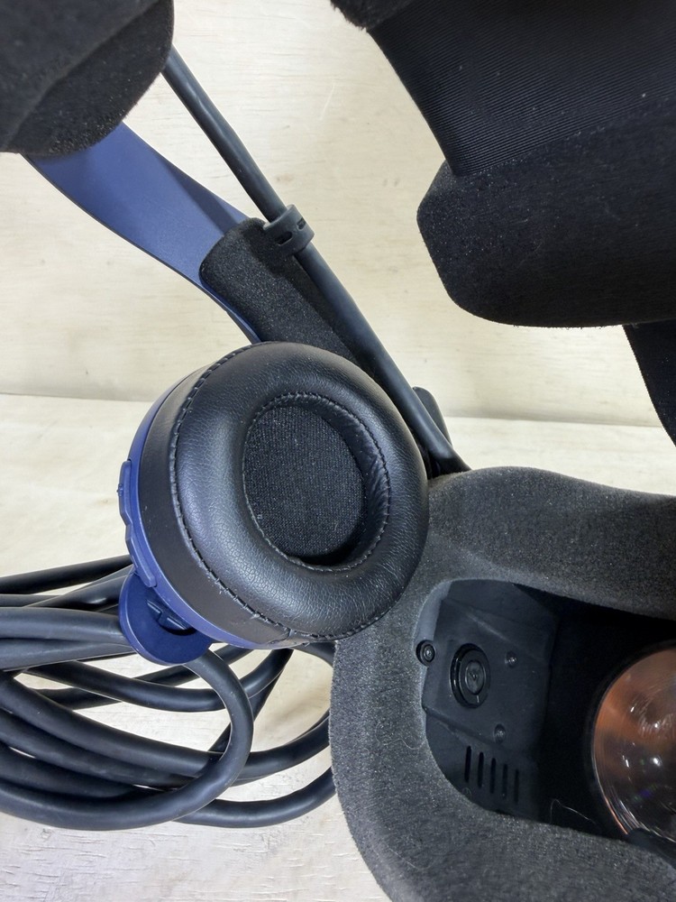 HTC 2Q29100 Vive Pro Virtual Reality Headset & 1 Cable Only