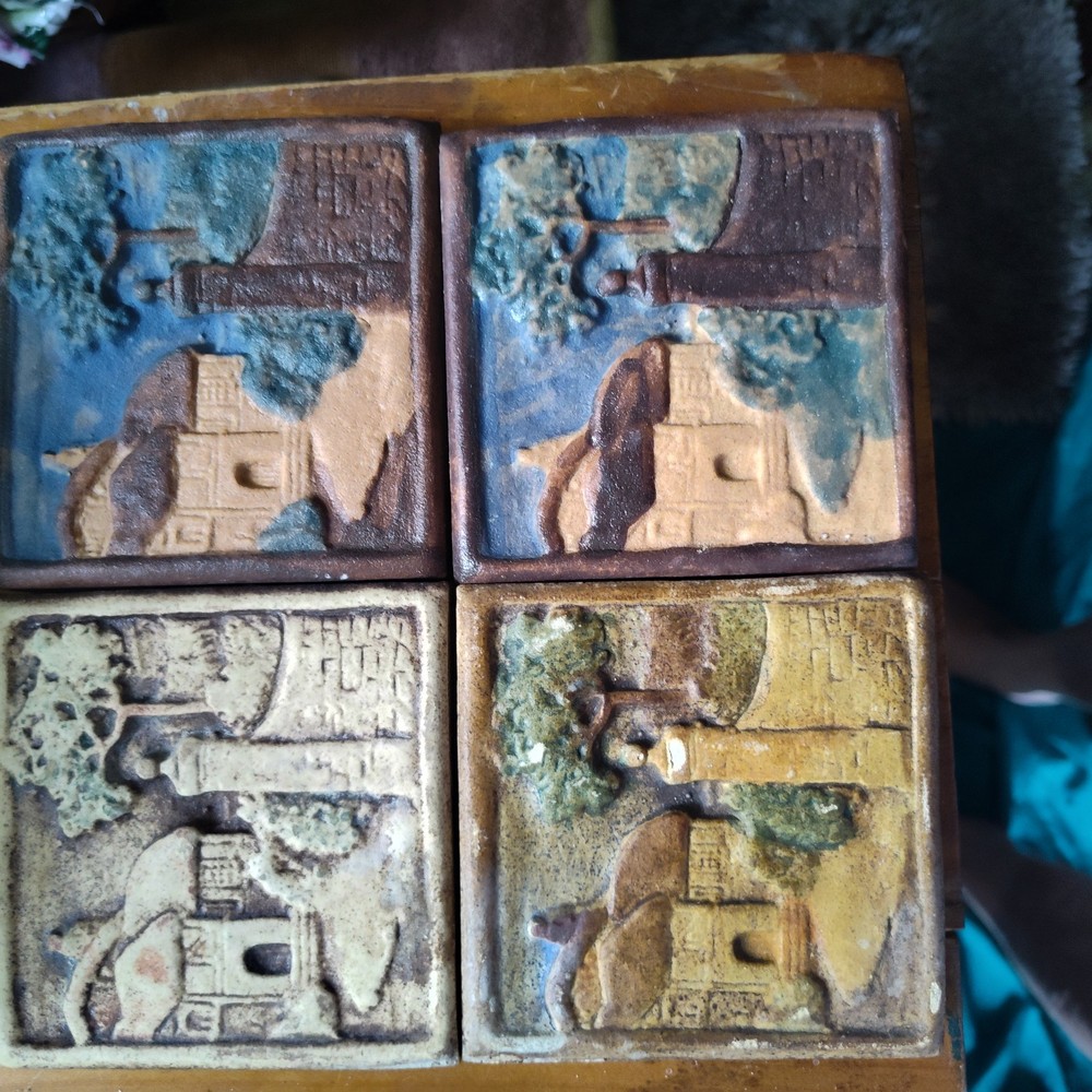CALIFORNIA ART TILE