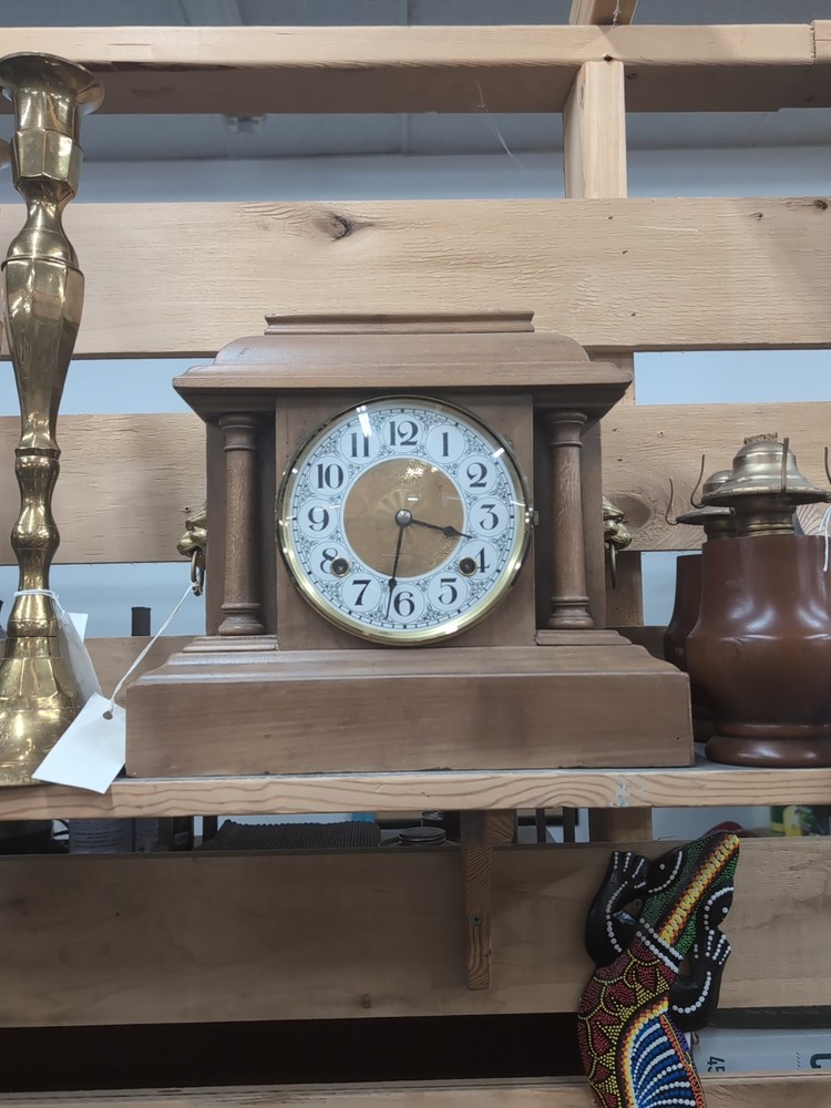 Seth Thomas original wood mantel clock
