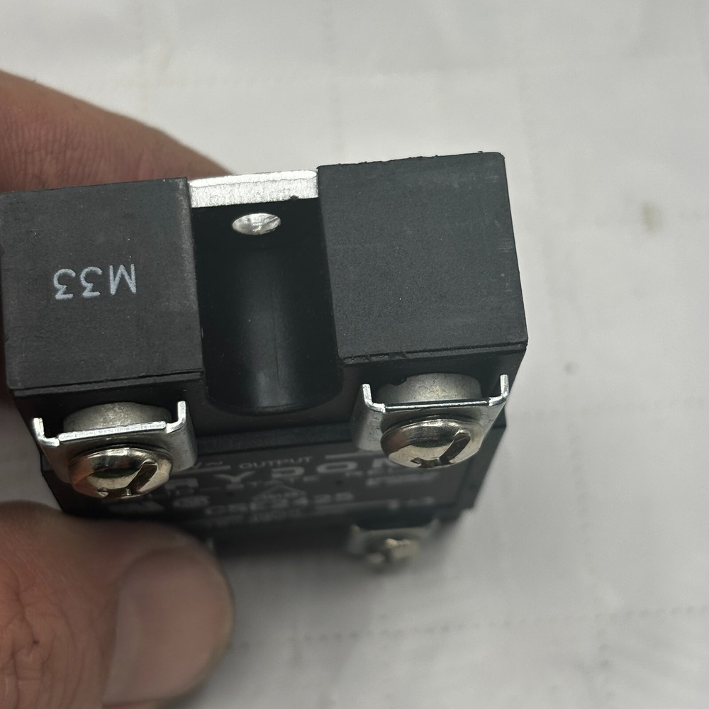Crydom CSE2425 Solid State Relay, 15-32V, Panel Mount ⭐