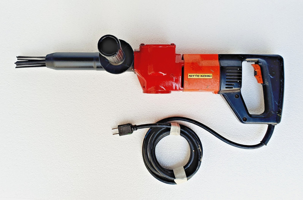 NITTO KOHKI JET CHISEL EJC-32A Electric Needle Scaler - CHIPPER 100V