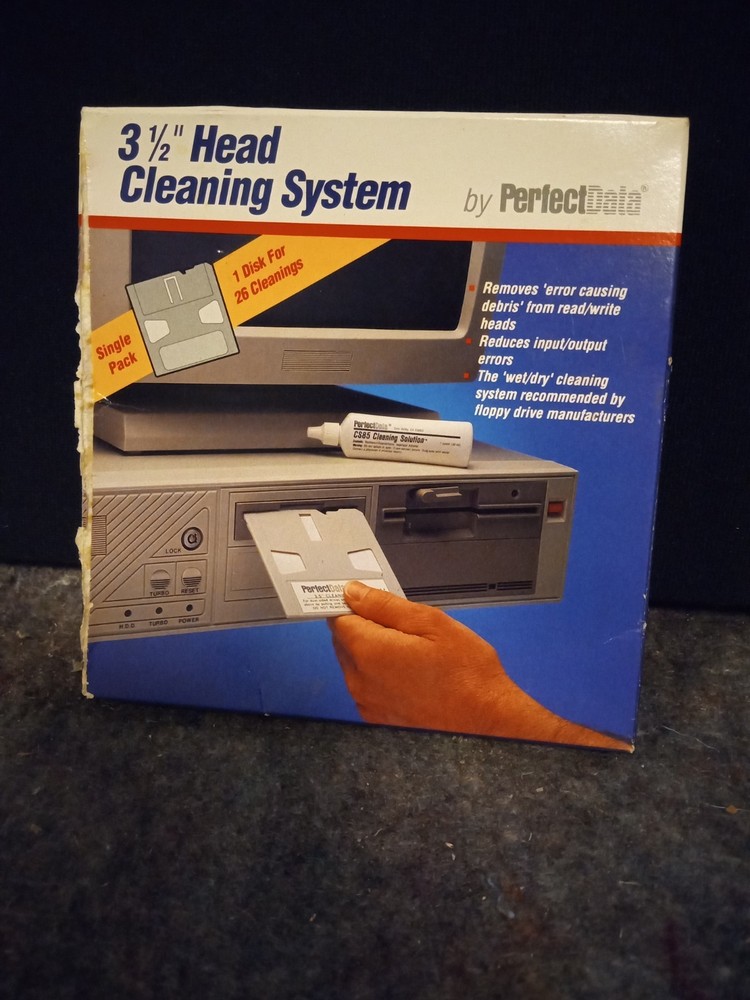 3.5" Floppy Disc Head Cleaning System by PerfectData