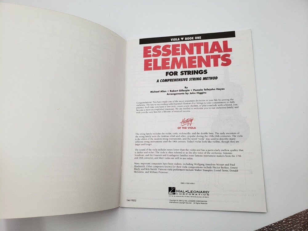 Essential Elements For Strings Viola Book 1 - Hal Leonard