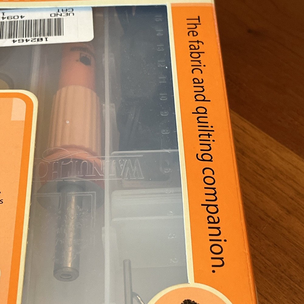 NEW Walnut Hollow Creative Textile Tool with 7 Hot Points & Case