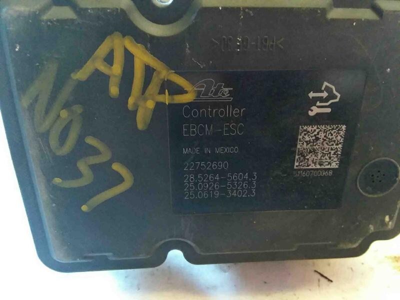 2011 Chevy Equinox ABS Anti-Lock Brake Pump Control Module Actuator Assembly