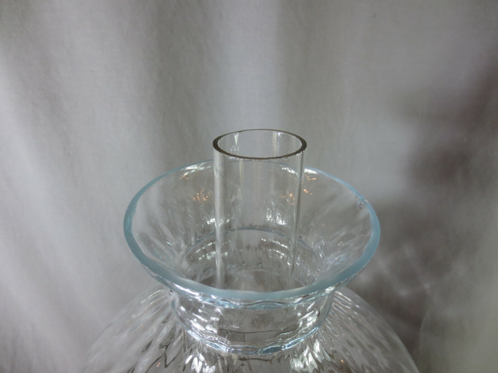 ANTIQUE DUPLEX OIL LAMP AND PATTERNED GLASS OIL LAMP SHADE