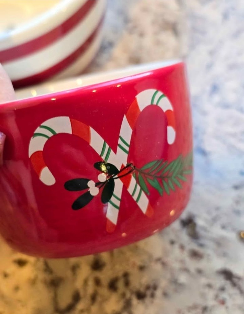 Ceramic Measuring Cup Set Red White Candy Cane Peppermint Striped 4 Nesting Cups