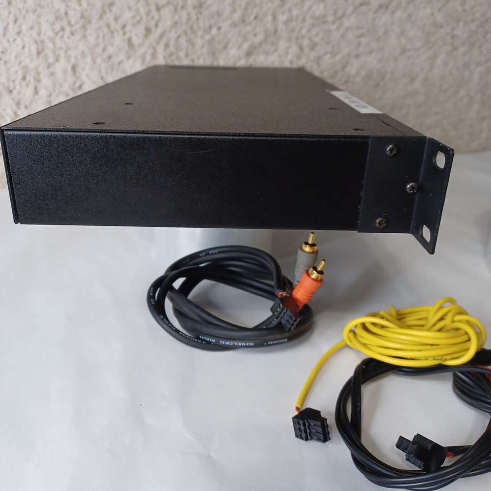 AutoPatch Half-Y Audio/ Video Distribution Matrix