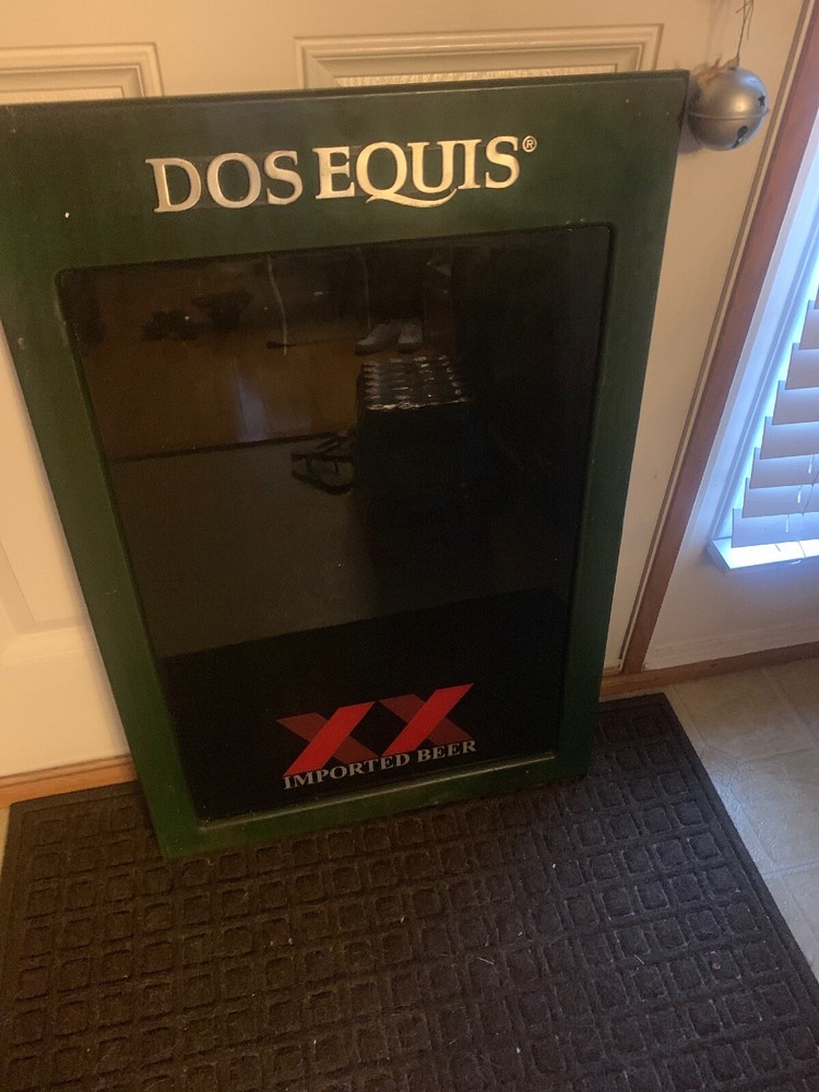 DOSEQUIS Imported Beer Sign