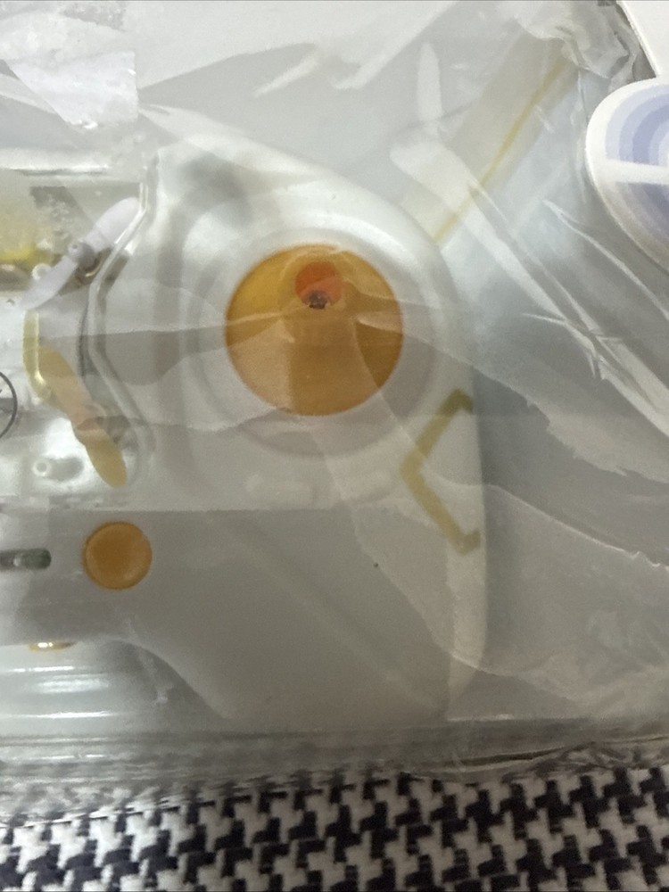 Blue Sky Skyline FX20 Microhawk Quadcopter Mini Drone Easy To Fly Yellow Knobs