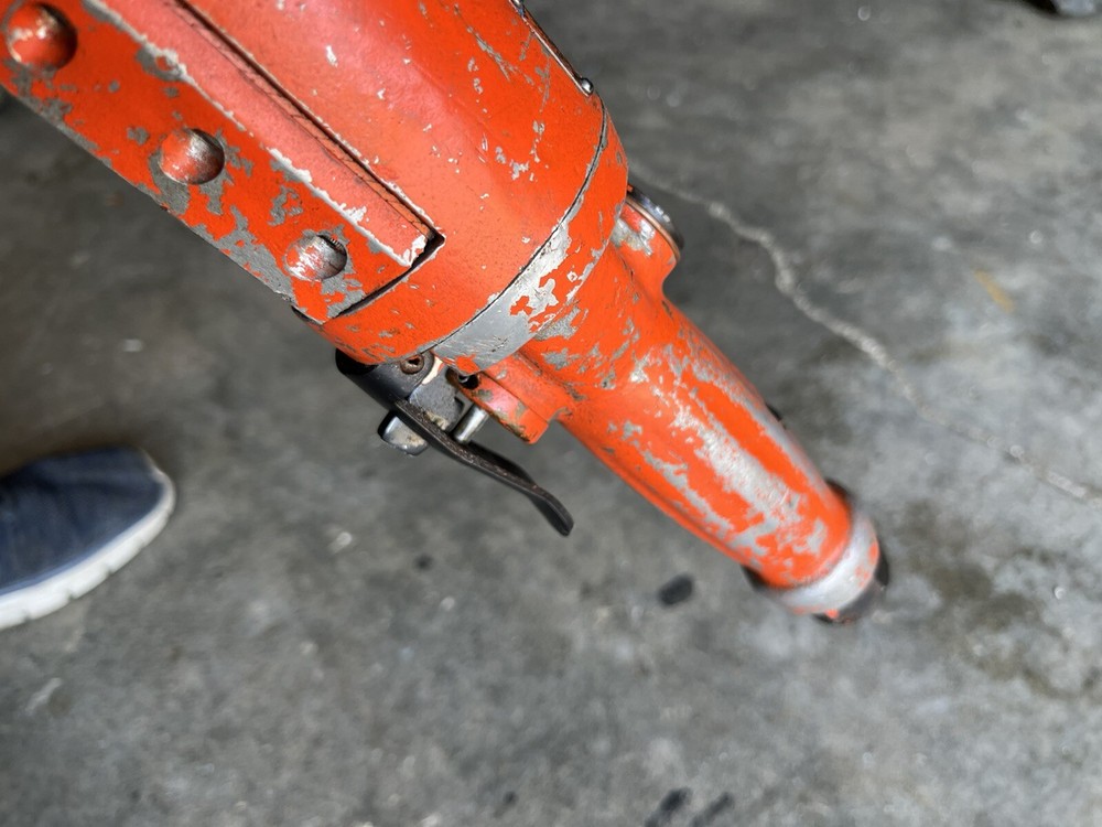 Rockwell Model B Pneumatic Hacksaw.