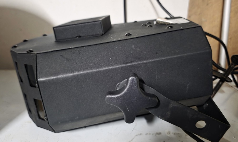 Mbt Model ME 2006 Moving Colored Light Show Strobe Adjustable Motion Control