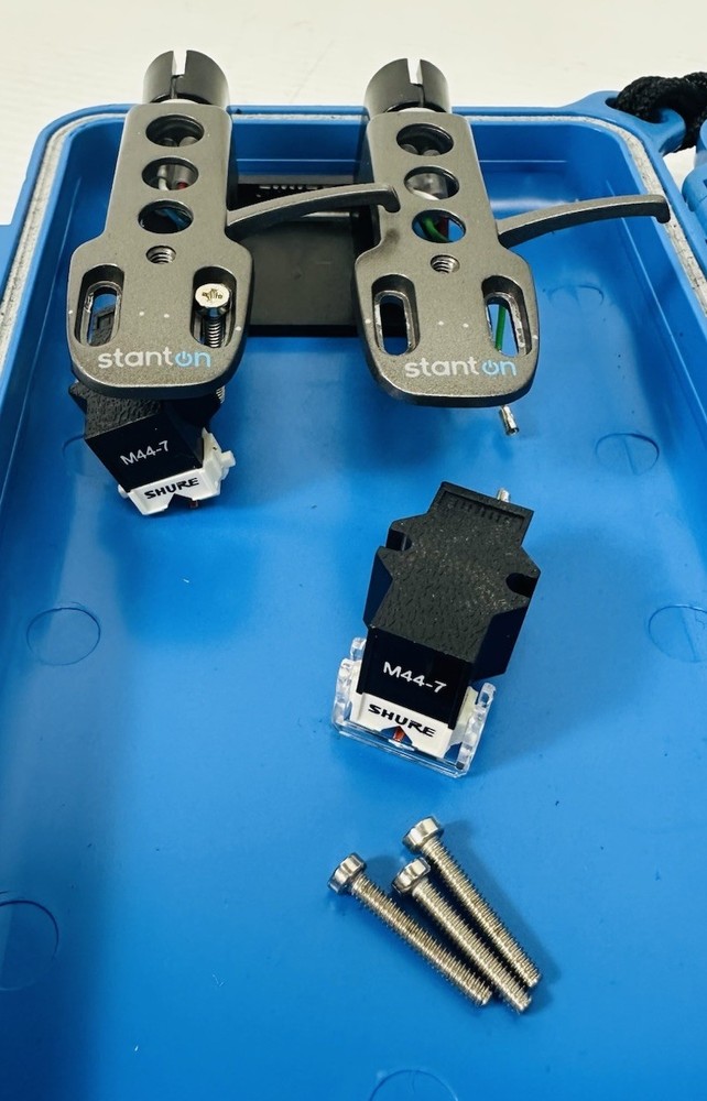 SHURE Stanton w/Hard Case M-44-7